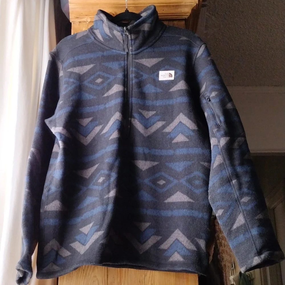 The North Face  Gordon Lyons Aztec 1/4 zip pullover M
